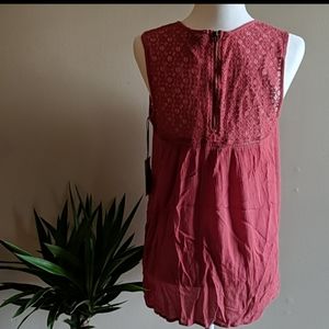 NWT Knox Rose Flowy tank